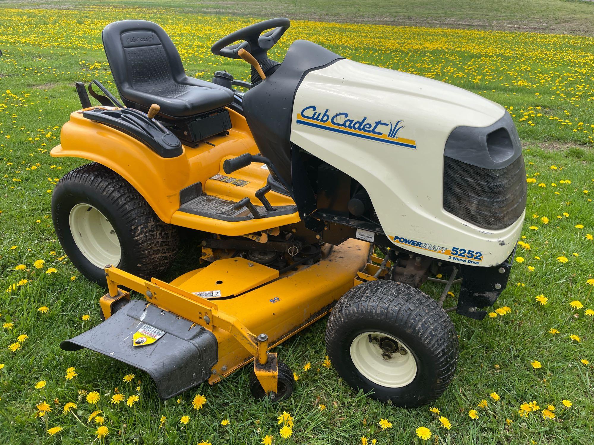 Cub Cadet 5252 tractor Tractor Library