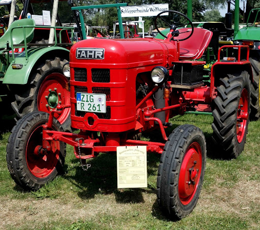 Fahr D15 tractor | Tractor Library