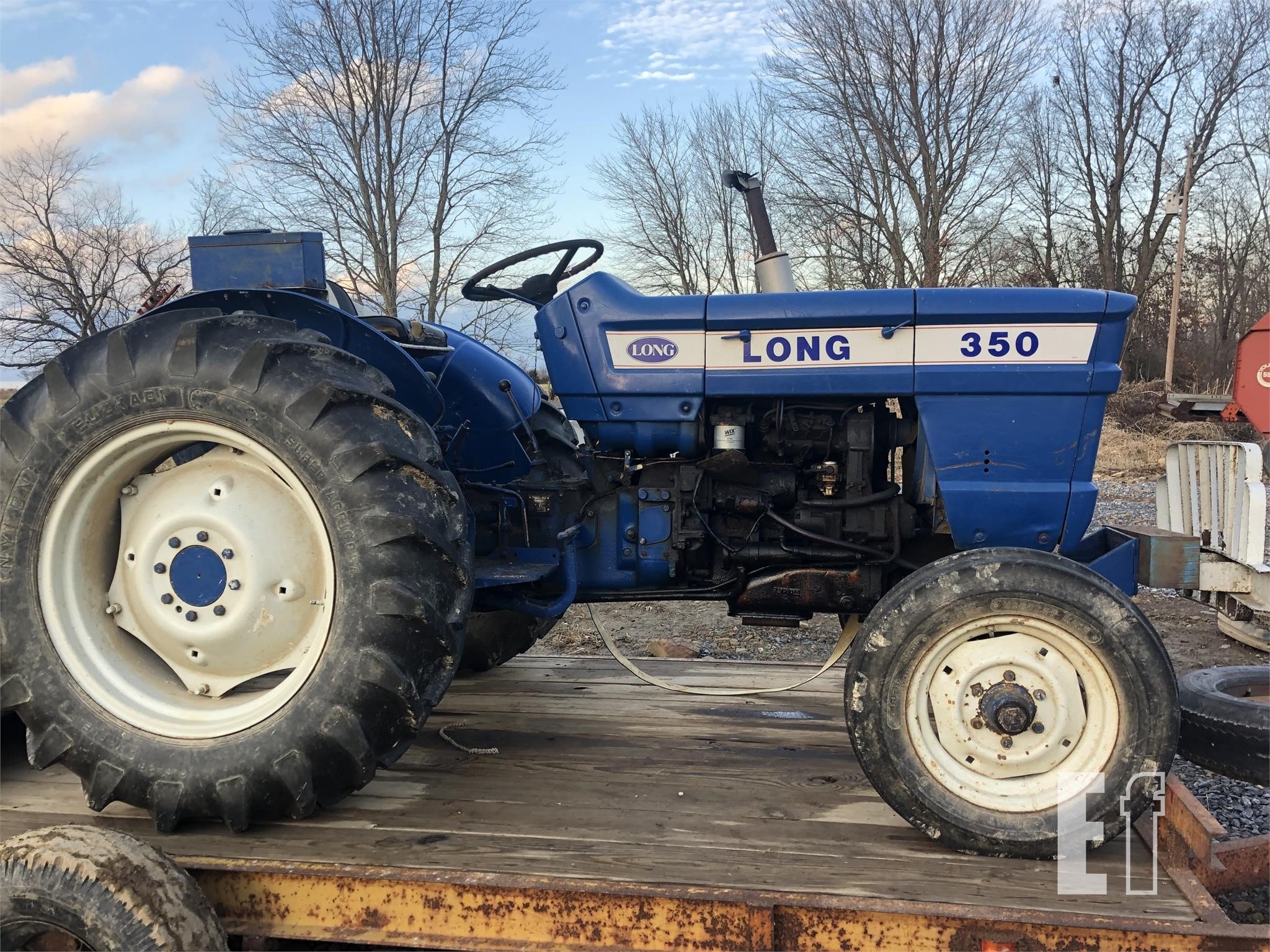 Long Agribusiness 350 tractor | Tractor Library