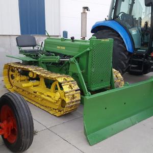 John Deere 40C tractor - image #1