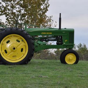 John Deere 50 tractor - image #1