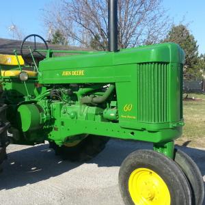 John Deere 60 tractor - image #1
