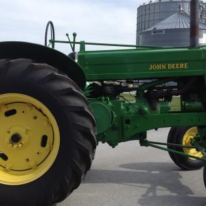 John Deere 60 tractor - image #4
