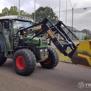 Fendt 206 tractor - image #2