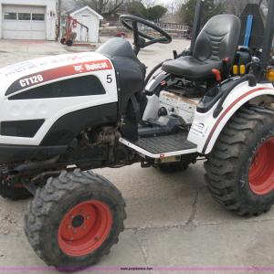 Bobcat CT120 tractor - image #3