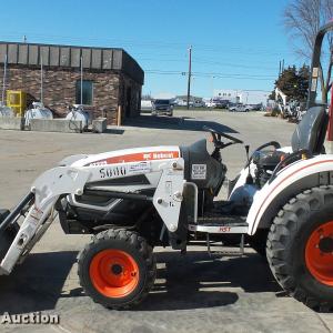 Bobcat CT225 tractor - image #1