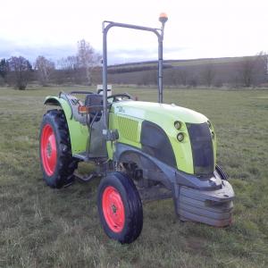 Claas Nectis 217 tractor - image #2