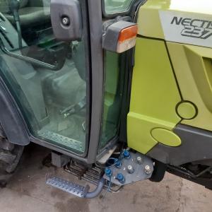 Claas Nectis 237 tractor - image #3