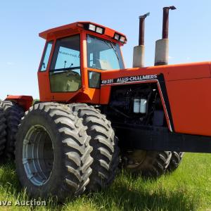 Allis-Chalmers 4W-305 tractor - image #1