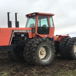 Allis-Chalmers 4W-305 tractor - image #2