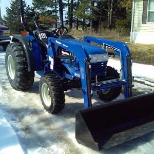 Montana Tractors 3040 tractor - image #1
