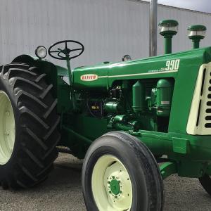 Oliver 990 tractor - image #4