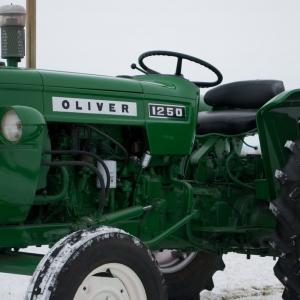 Oliver 1250-A tractor - image #5