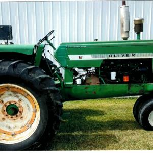 Oliver 1800 tractor - image #2