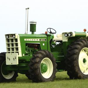 Oliver 1855 tractor - image #3