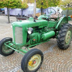 Zetor 25 tractor - image #3