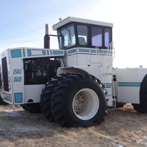 Big Bud 360/30 tractor - image #2