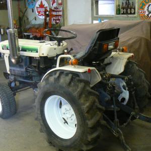 Bolens G152 tractor - image #2
