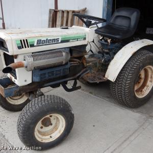 Bolens G152 tractor - image #3