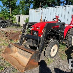 Farm Pro 2425 tractor - image #2