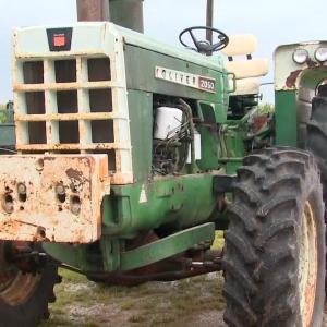 Oliver 2050 tractor - image #1