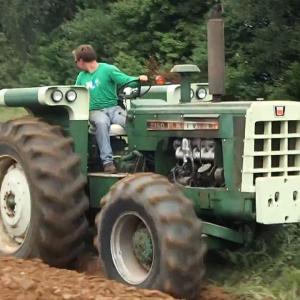 Oliver 2150 tractor - image #3