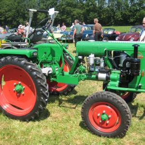 Stihl 140 tractor - image #1