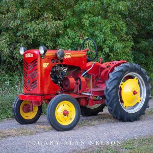 Gibson Super D2 tractor - image #1