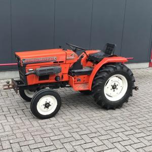 Hinomoto C172 tractor - image #2