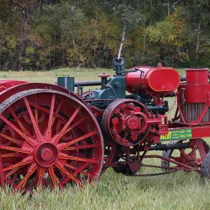Avery 8-16 tractor - image #4