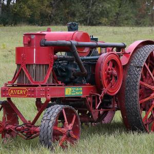 Avery 8-16 tractor - image #2