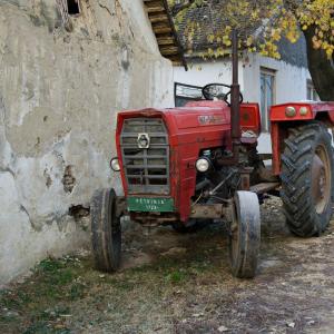 IMT 540 tractor - image #2