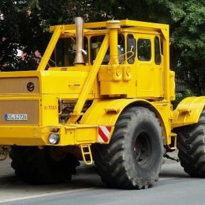 Kirovets K-700A tractor - image #3