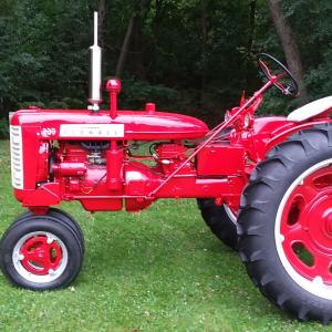 Farmall 230 tractor - image #5
