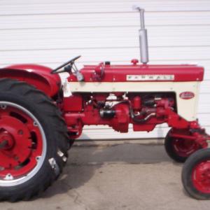 Farmall 240 tractor - image #7