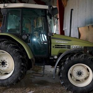 Hurlimann 910.4 XT tractor - image #4