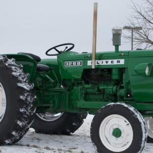 Oliver 1250 tractor - image #1