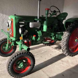 Dutra UB-28 tractor - image #1