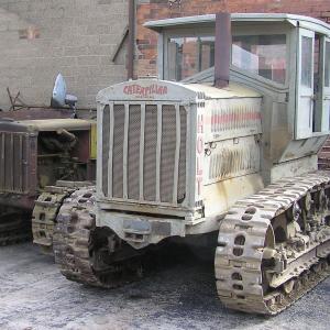 Caterpillar 10-Ton tractor - image #3