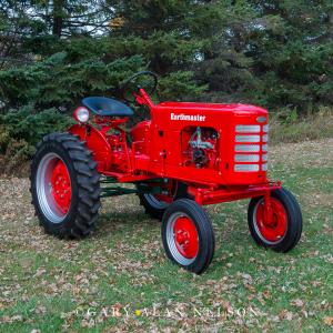 Earthmaster C tractor - image #1