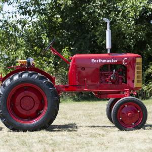 Earthmaster C tractor - image #4