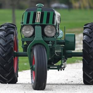 Parrett 6 tractor - image #2