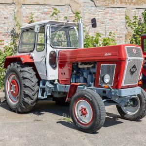 Fortschritt ZT 300 tractor - image #2