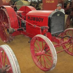 Interstate Tractor Plow Boy 10-20 tractor - image #1